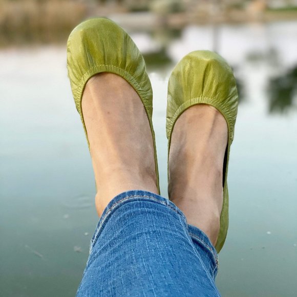 Oil Tanned Avocado Storehouse Flats - Picture 10 of 10